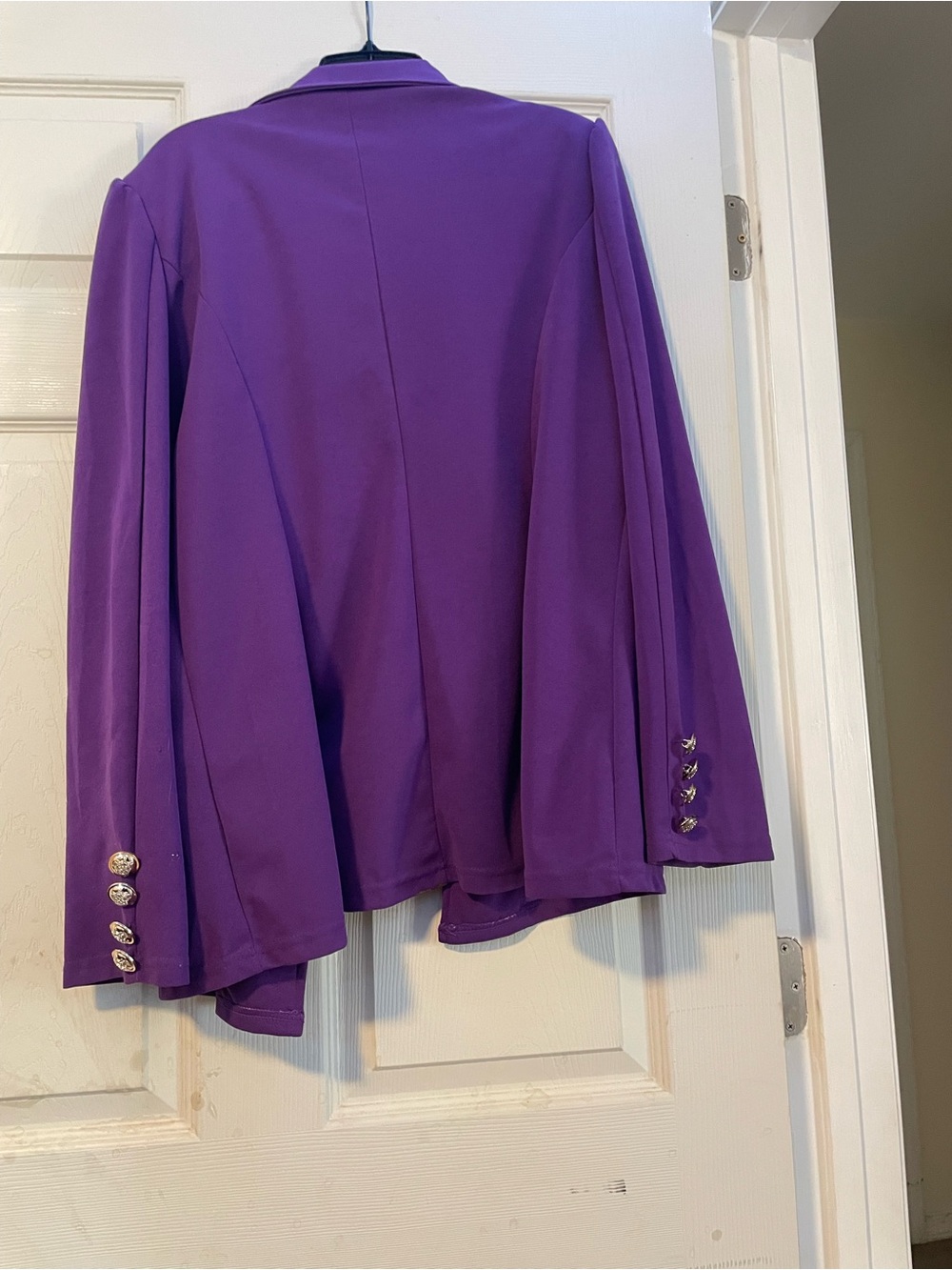 Women's Elegant Solid Violet Purple Blazer with Gold Metallic Buttons XXL - Picture 2 of 3